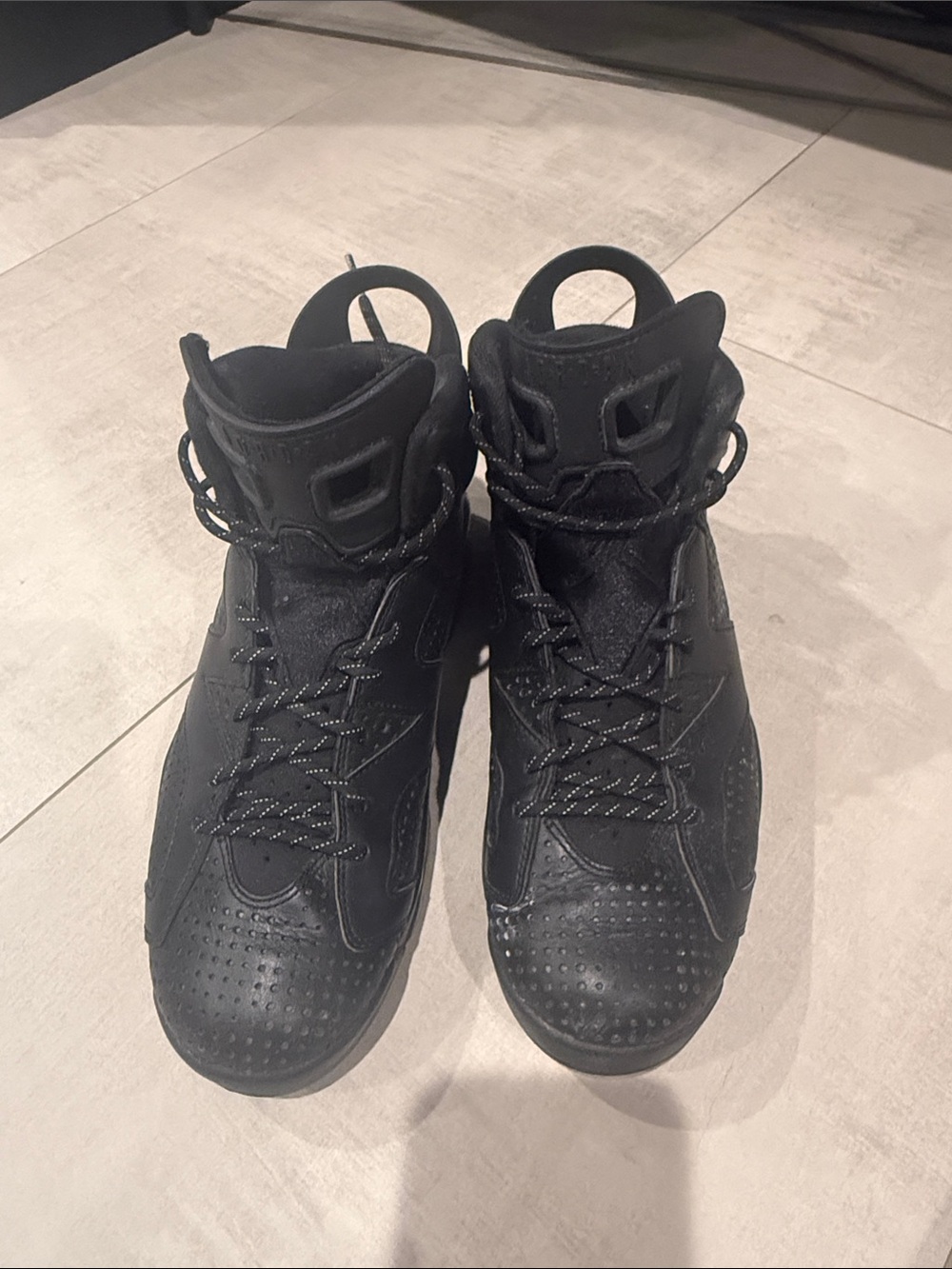 Size 10 Pair of Air Jordan 6 Retro "Black Cat" s